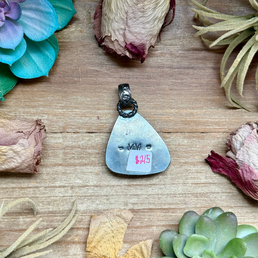 mj pendant triangle turquosei
