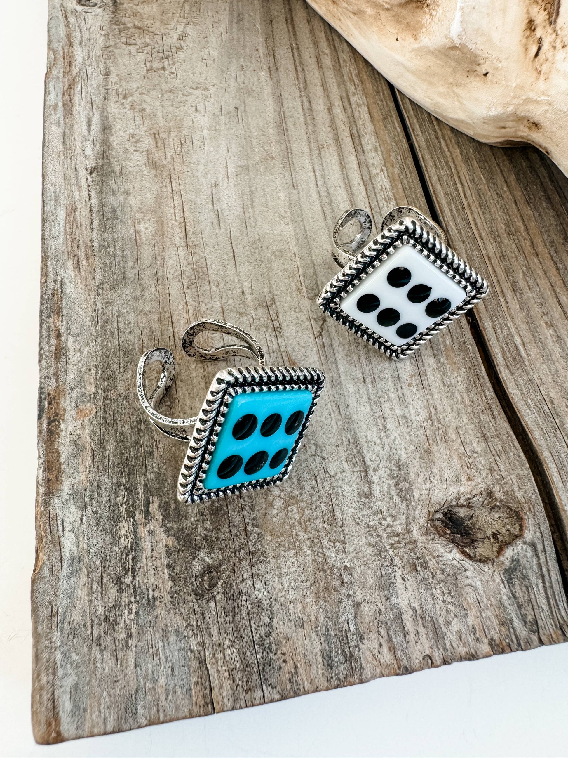 Western Ajustable Dice Ring
