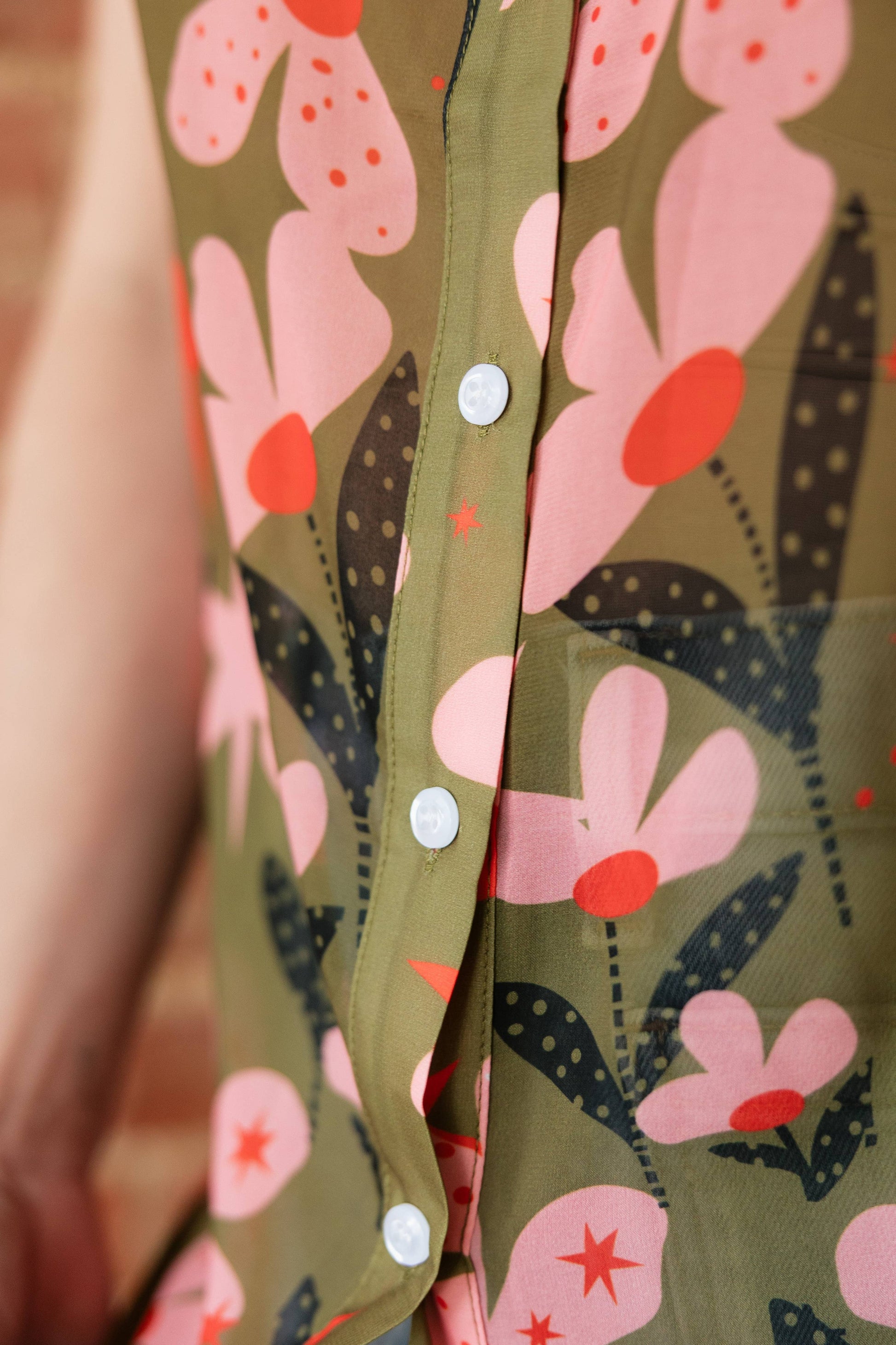 TH199 OLIVE PINK FLOWER DOT