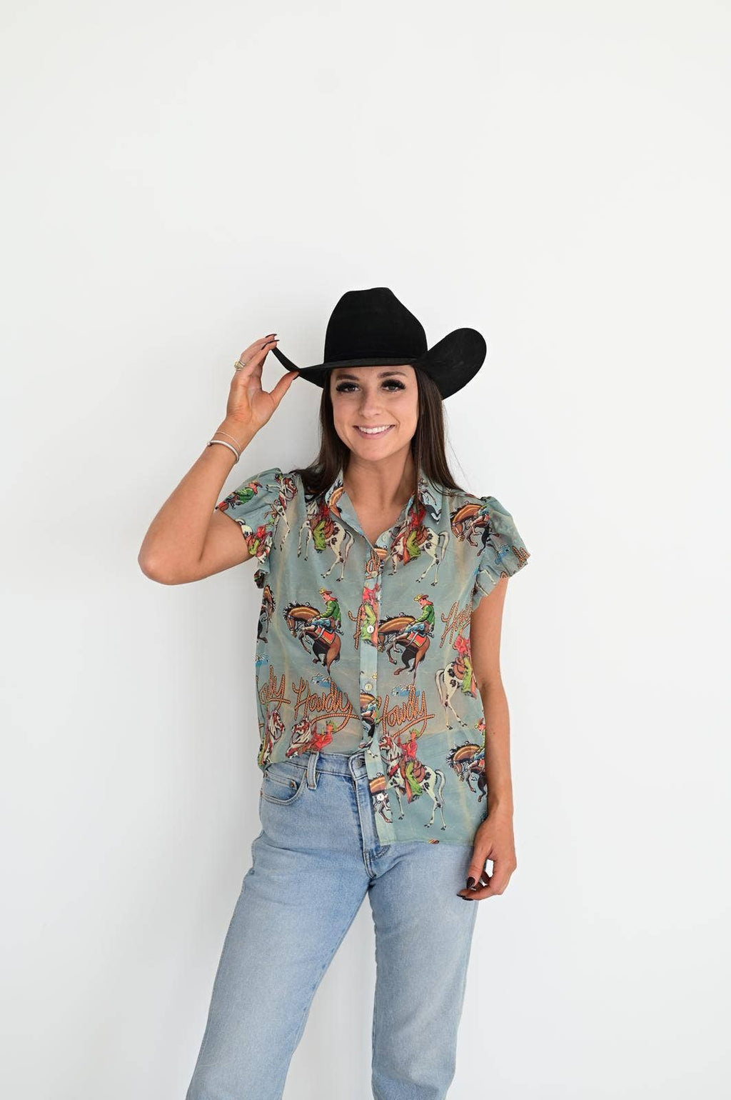 TH199 HOWDY FLUTTER SLEEVE BLOUSE