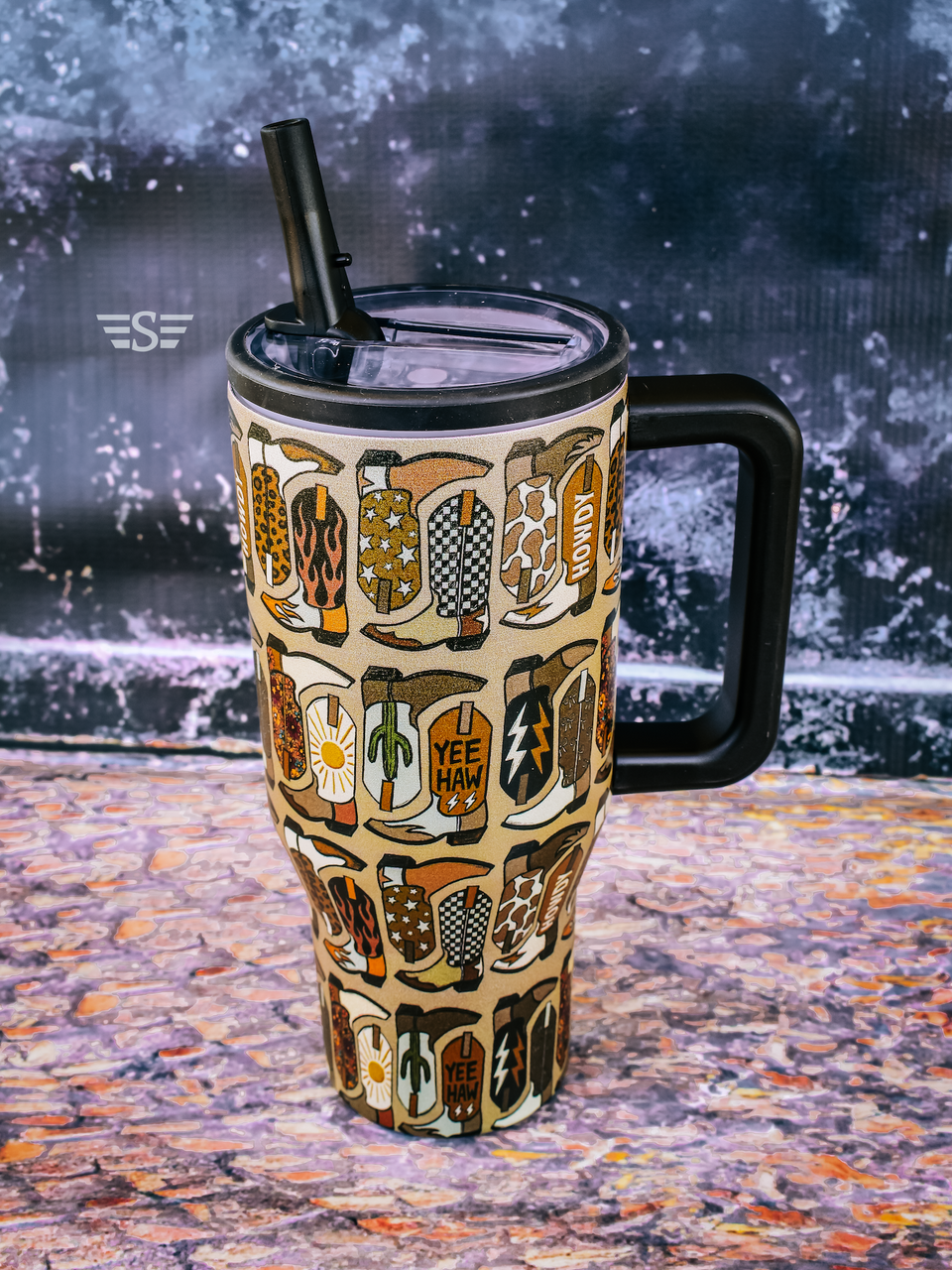 Neutral Boot Scootin' 32oz Flip Top Tumbler