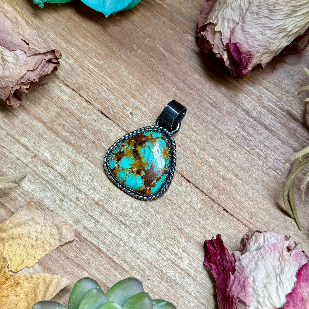 mj pendant