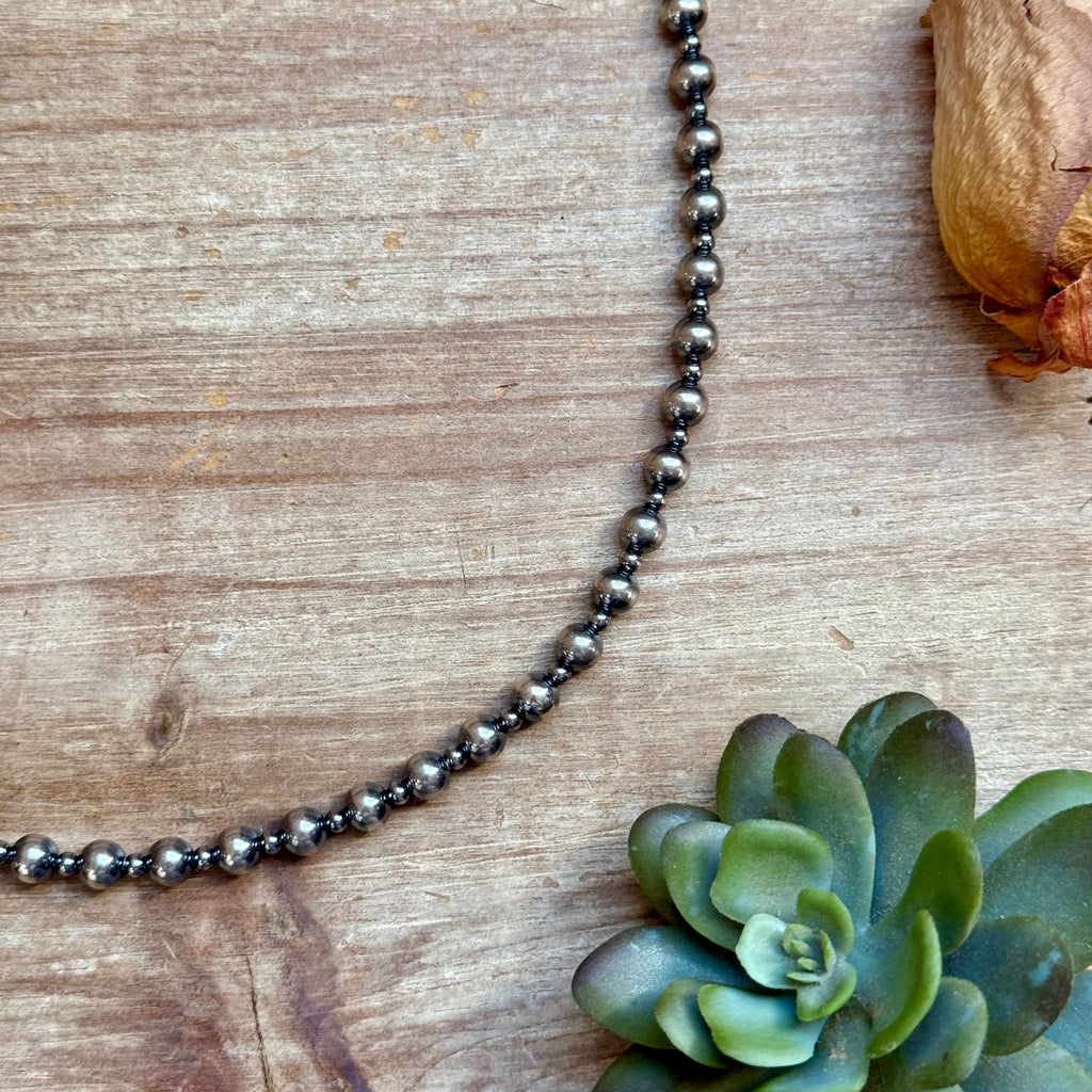 18-Inch Alternating Sterling Silver Pearl Necklace