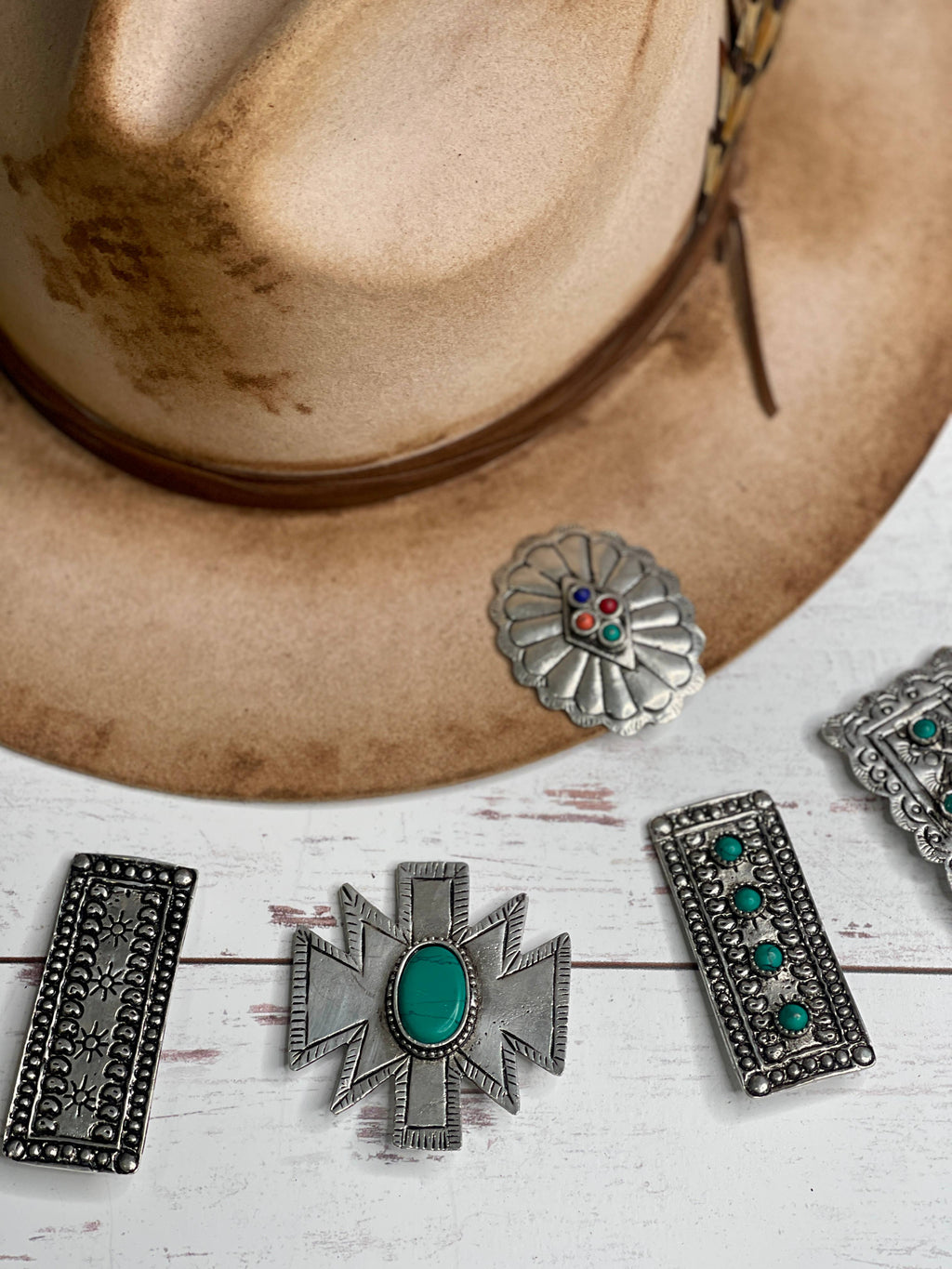 Hat/Wild Rag Huggers