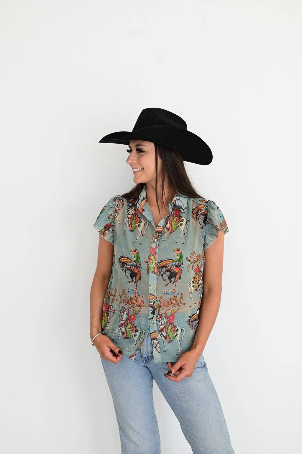 TH199 HOWDY FLUTTER SLEEVE BLOUSE