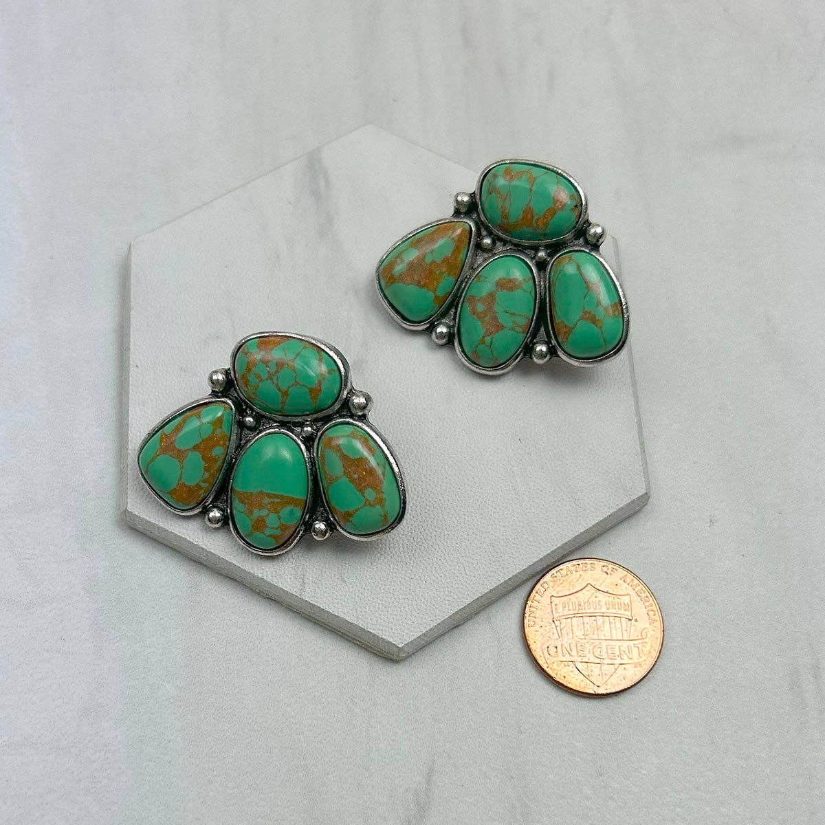 ER250430-01-BLUE            Silver metal with blue turquoise stone Animal paw Earrings